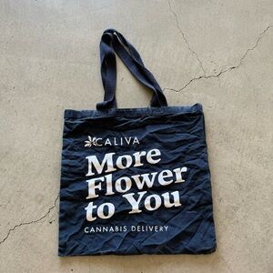 Caliva / more flower to you cannabis tote bag / navy